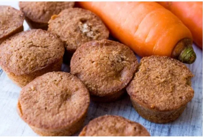 {Date-Sweetened} Mini Carrot Muffins for Baby (with yogurt “frosting”)
