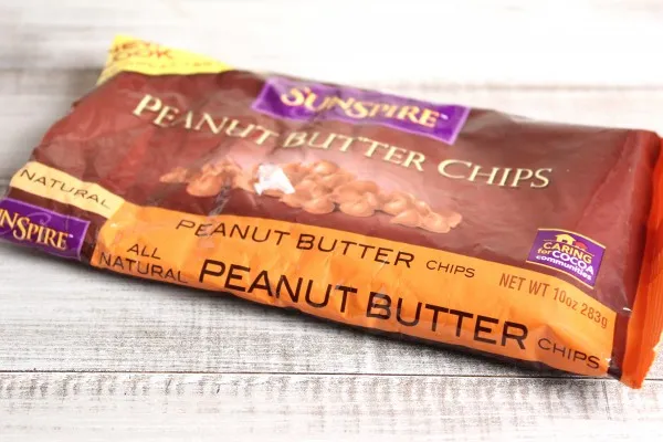 IMG 0874 600x400 1 Wordless Recipe: Chocolate Peanut Butter Cup S’mores