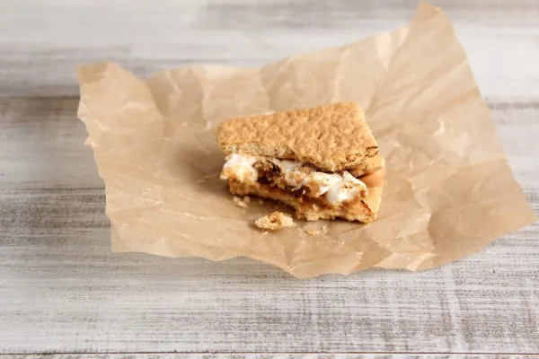 Wordless Recipe: Chocolate Peanut Butter Cup S’mores
