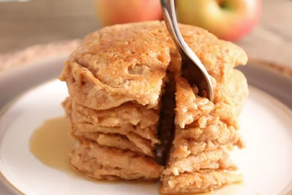 IMG 0973 600x400 1 Apple Cinnamon Pancakes for One