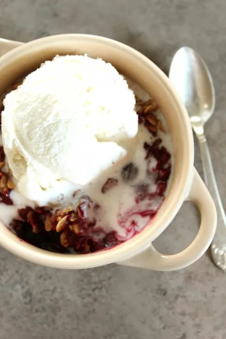 Any Season Berry Crisp