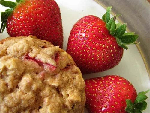 Strawberry Oat Muffins