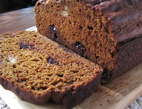 Pumpkin Banana Gingerbread with Chocolate Chips


