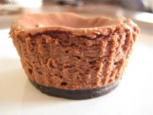 Individual Mint Chocolate Cheesecakes
