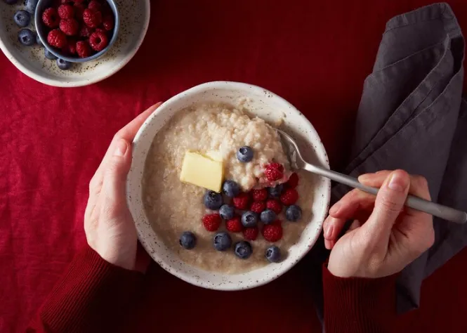 Eating Oatmeal Is Oatmeal Healthy? Benefits, Drawbacks, and Nutritional Insights