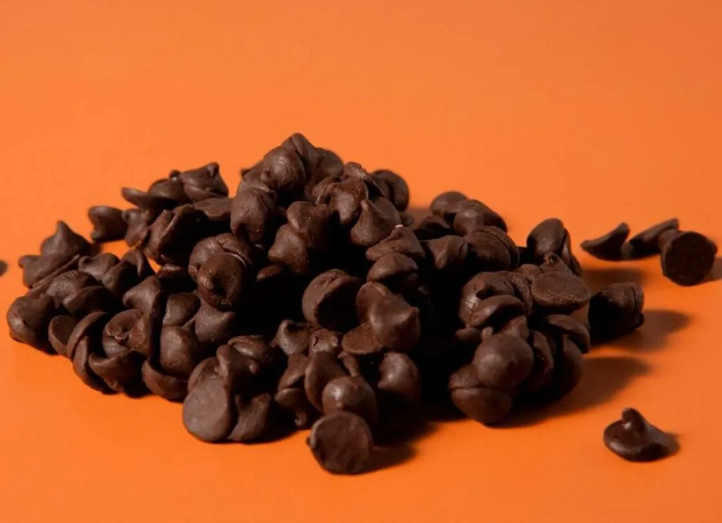 What Is Dark Chocolate 1 1024x741 Is Dark Chocolate Healthy? Benefits, Risks & How to Choose the Best One