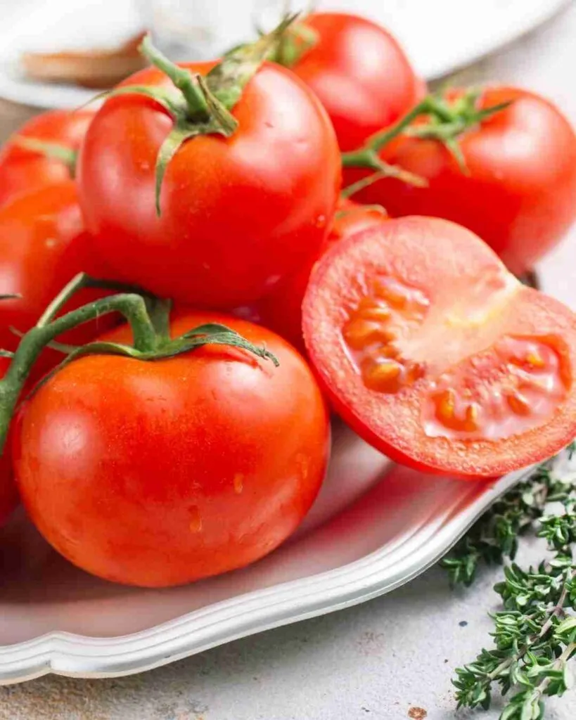 Calories in tomato 100g