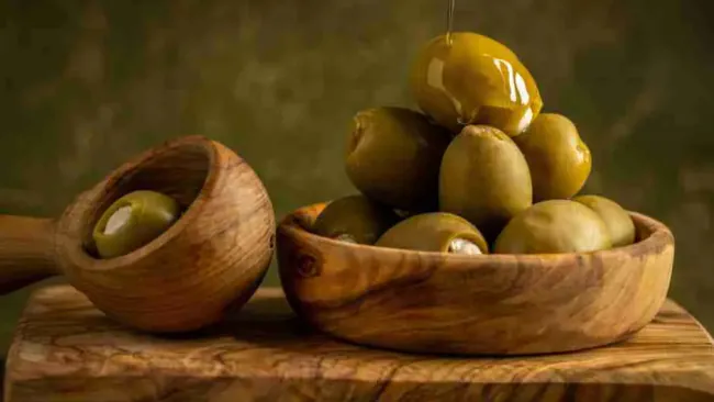 Are Olives Healthy? The Ultimate Guide to Nutrition, Benefits, and Downsides
