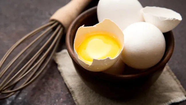 Are Eggs Acidic? The Ultimate Guide to Eggs, Acid Reflux, and the Alkaline Diet