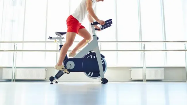 Is Stationary Bike Good for Weight Loss? Benefits, Plans, and Tips