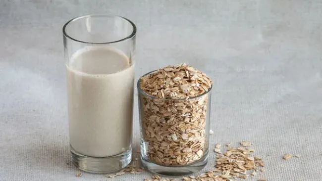 Does Oat Milk Contain Caffeine? Everything You Need to Know