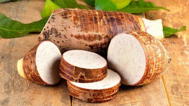 What Does Taro Root Taste Like? Flavor, Texture, and Uses