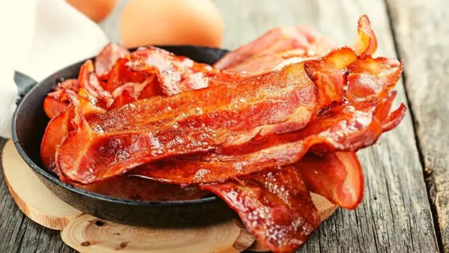 Is Bacon Healthy? Find Out the Health Benefits and Drawbacks!