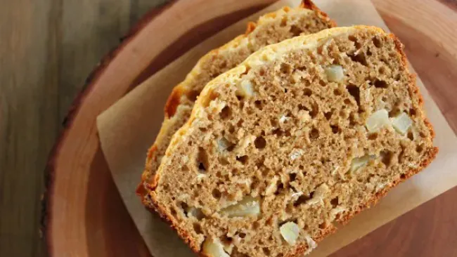 Apple Cheesecake Bread