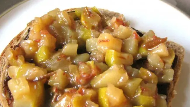 Spiced Pear & Date Chutney + White Chocolate PB Cups