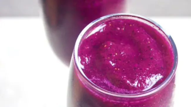 Blueberry Dragon Fruit Frosé (frozen wine slushie)