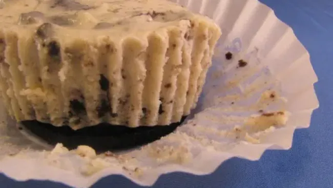 Individual Cookies & Cream Cheesecakes