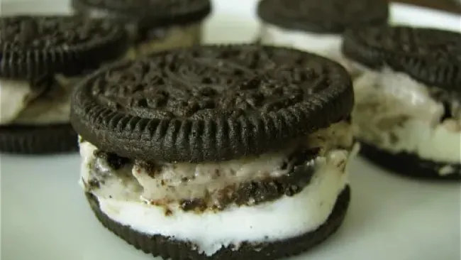 Cookies & Cream Ice Cream Sandwiches