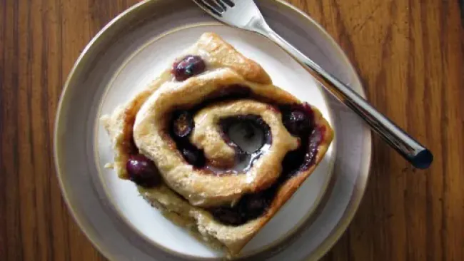 Blueberry Cinnamon Rolls Vegan Recipe