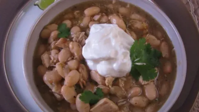 White Chicken Chili: The Ultimate Guide (Best Recipes, Crockpot, Instant Pot, Creamy Variations & FAQs)