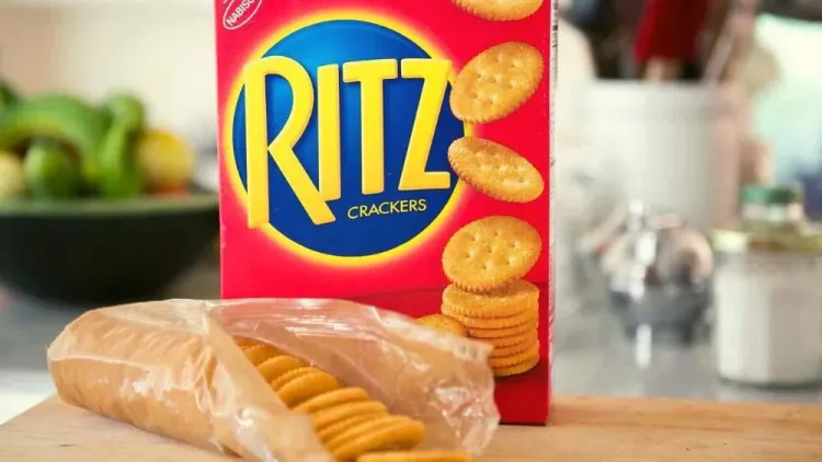 Are Ritz Crackers Healthy? Pros, Cons, and Expert Insights