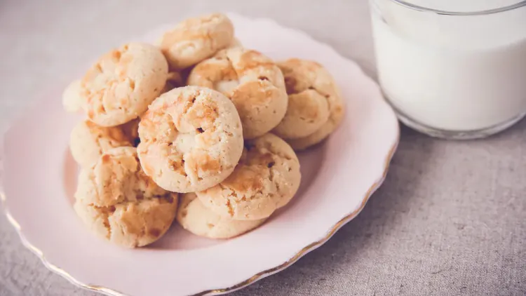 Flourless White Chocolate Peanut Butter Cookies