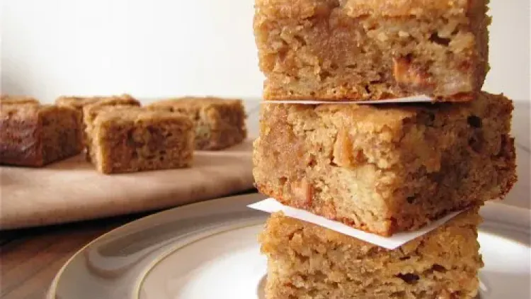 Peanut Butter & Honey Banana Blondies