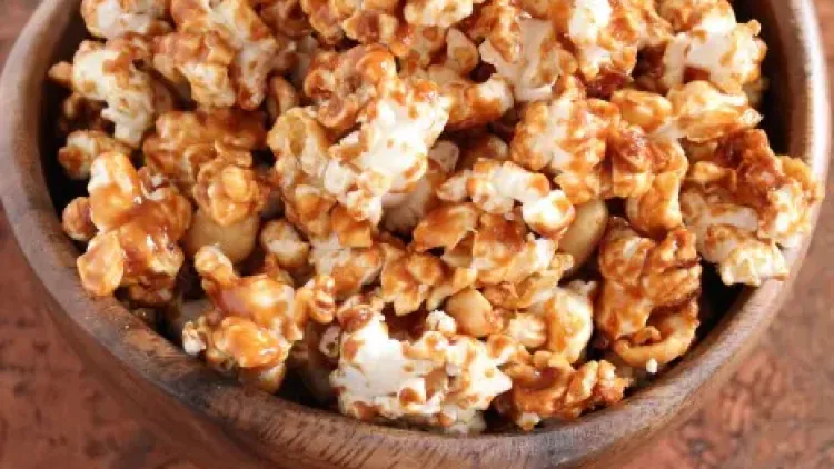 Salted Peanut Butter Caramel Corn
