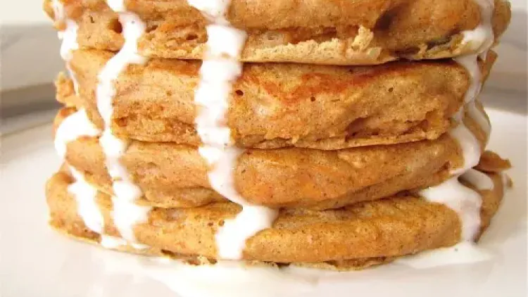 Carrot Cake Pancakes for One