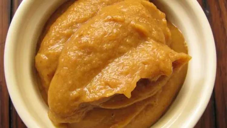 Pumpkin Pie Pudding [Vegan & Fruit-Sweetened]