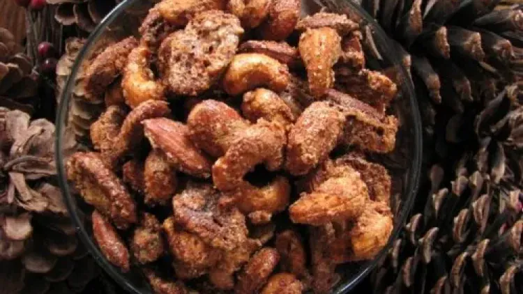 Cinnamon & Sugar Roasted Mixed Nuts